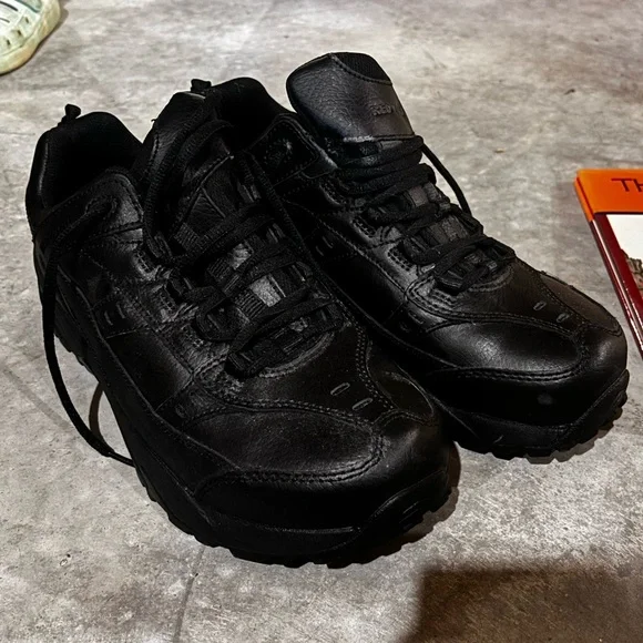 Red Wing Men’s Oxfords Black Leather Work Safety Steel Toe Lace Shoes Sz 10.5 - Picture 1 of 4